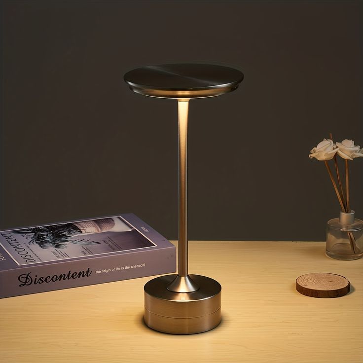 Rechargeable LED table lamp - Kalesh Monk