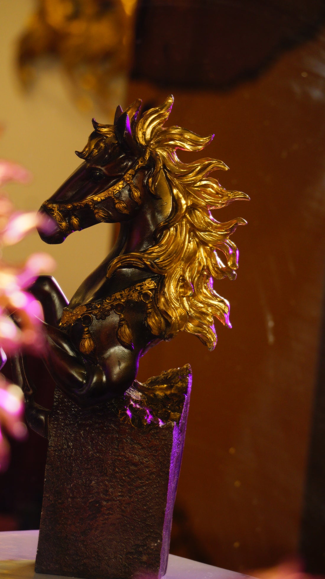 ROYAL ENCHANTED GOLDEN MANE HORSE SETS OF 3