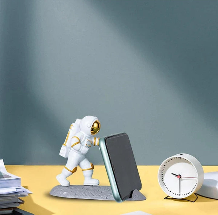 Astronaut Creative Phone Holder Creative Cell Phone Stand - Kalesh Monk