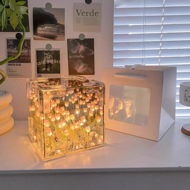 Tulip Cube Mirror Lamp - Kalesh Monk