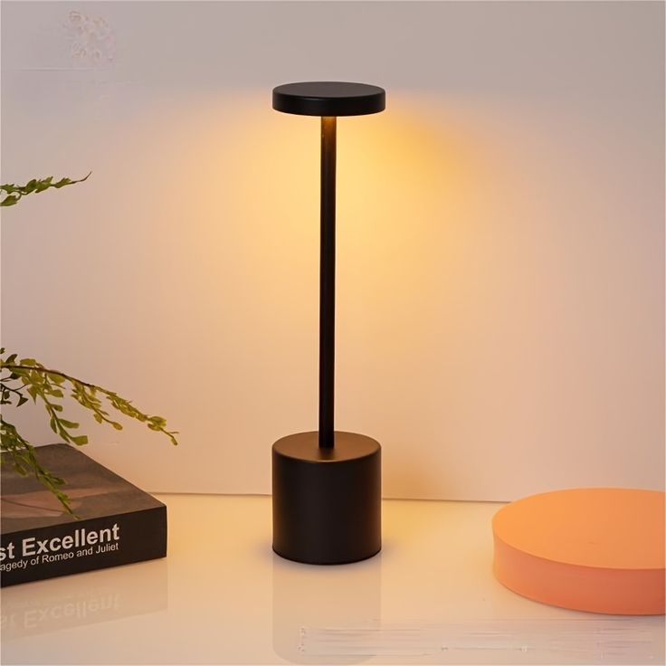 Rechargeable LED table lamp - Kalesh Monk