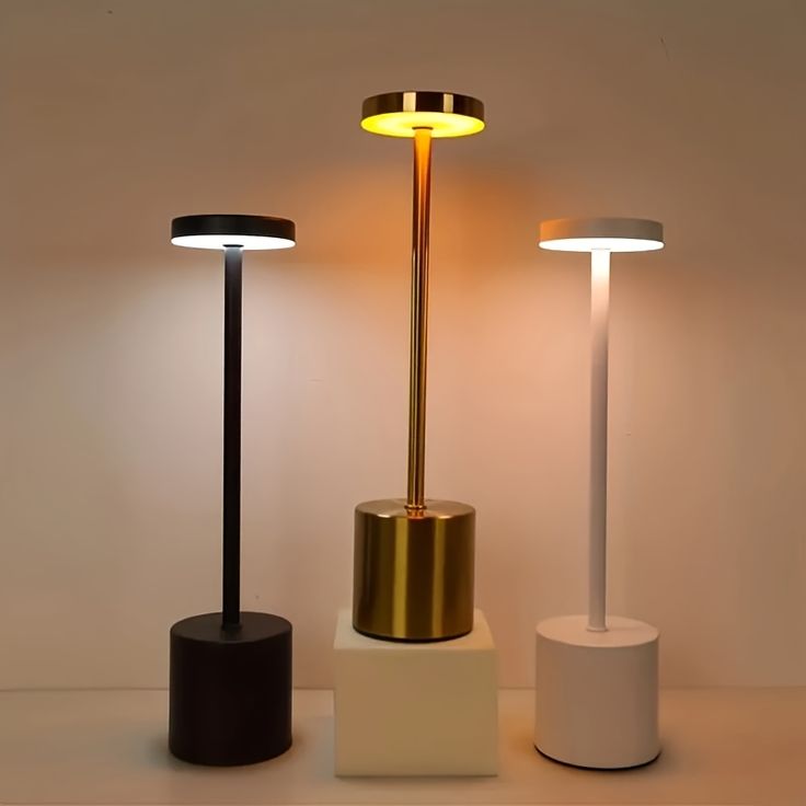 Rechargeable LED table lamp - Kalesh Monk