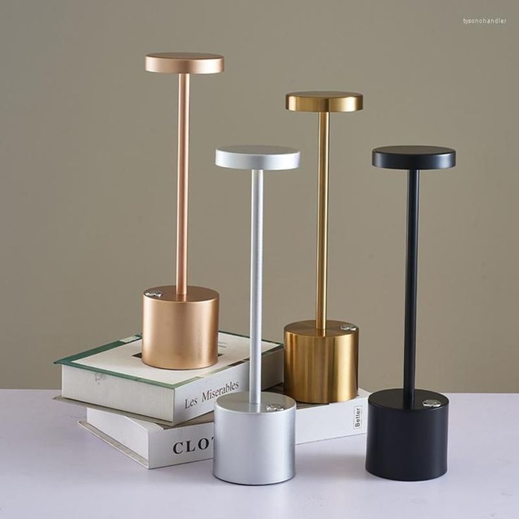 Rechargeable LED table lamp - Kalesh Monk