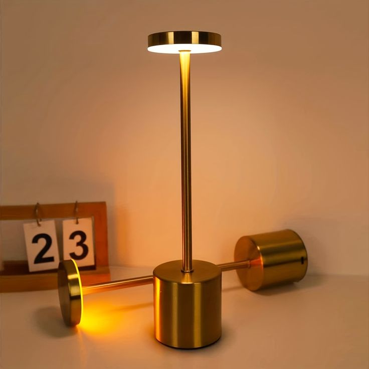 Rechargeable LED table lamp - Kalesh Monk