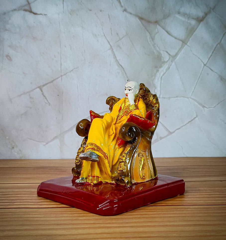 Guruji Swaroop Murti Resin Handmade sculpture Idol ( Yellow ) - Kalesh Monk